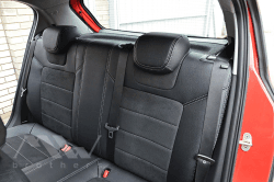 Set coprisedili su misura per Opel Corsa D (2006-2014) 5 porte, Leather style in Set per interni Autooggetti.it - Roma, commercioVirtuoso.it