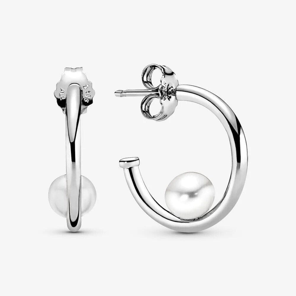 Pandora Orecchini a cerchio decorati con perla coltivata d’acqua dolce in Orecchini Alba Gioielli - Casoria, commercioVirtuoso.it