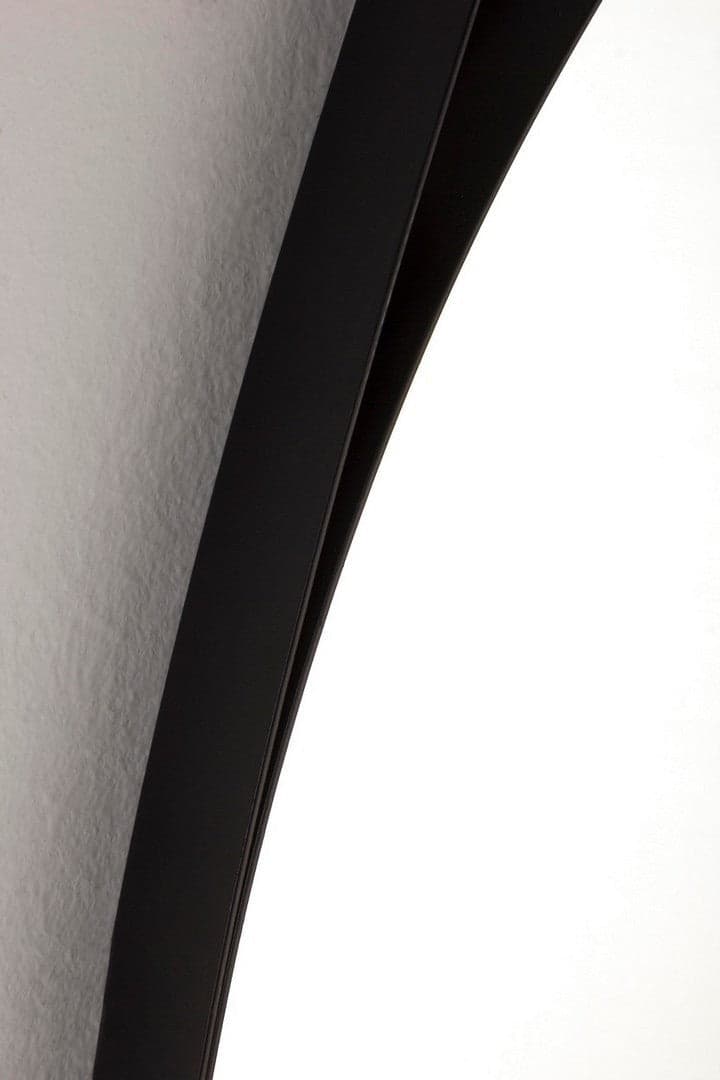 Specchio tondo "Kieran" da parete in acciaio verniciato nero per ambienti moderni in Specchi da parete Decor Space - Altamura, commercioVirtuoso.it
