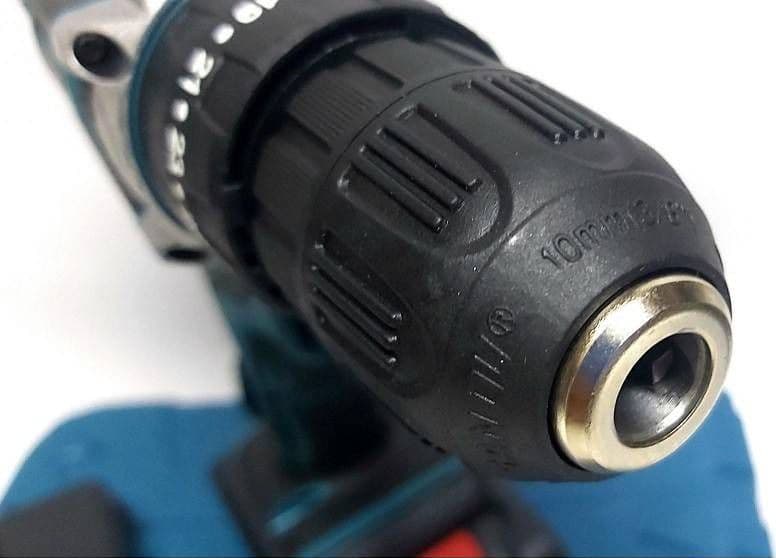 TRAPANO AVVITATORE DOPPIA BATTERIA A LITIO 36 V MAX + VALIGETTA 26 ACCESSORI LLD in Trapani avvitatori Trade Shop italia - Napoli, commercioVirtuoso.it