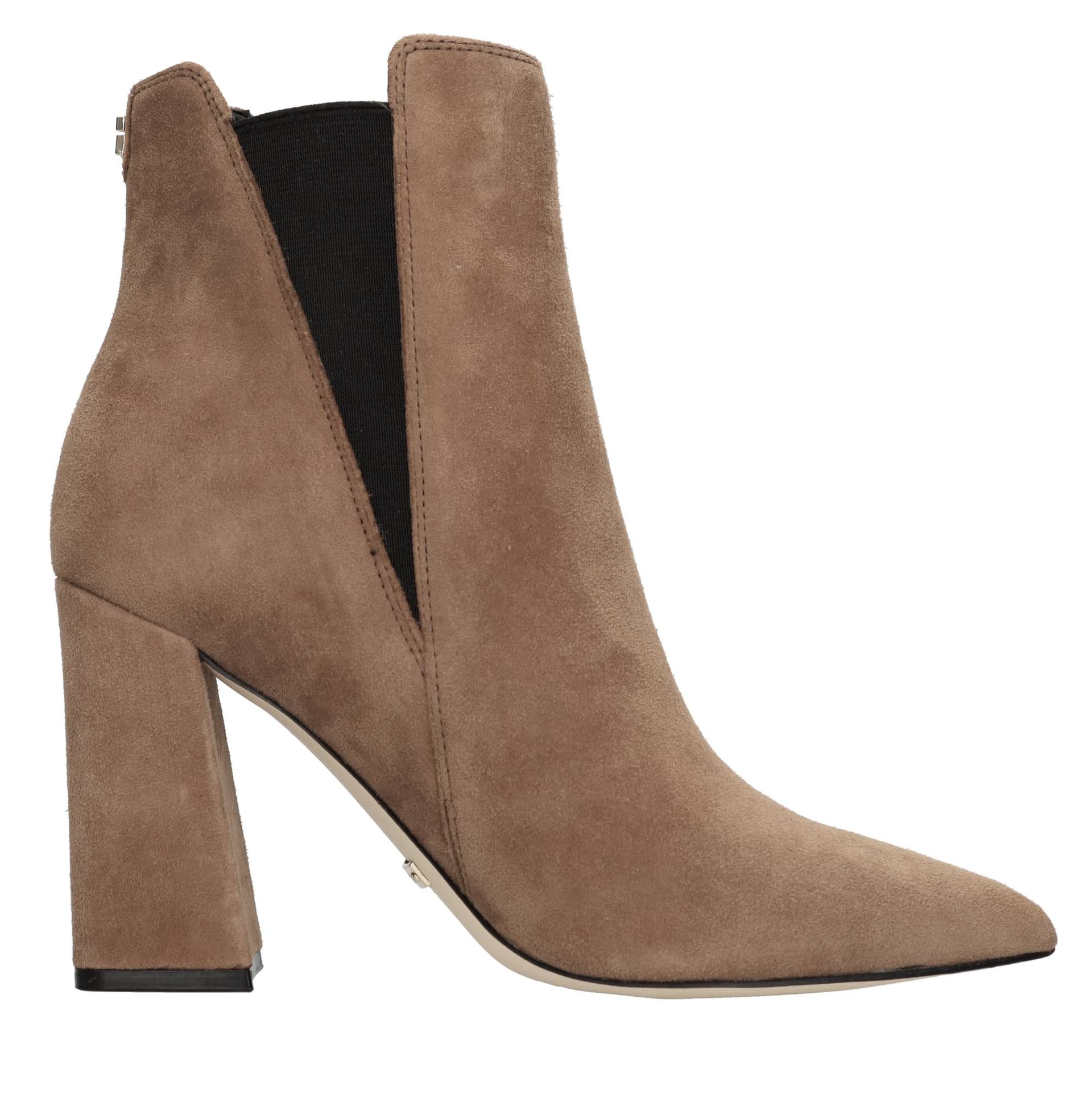 Guess Stivali Marrone da donna in Stivali Drestige - Casamassima, commercioVirtuoso.it