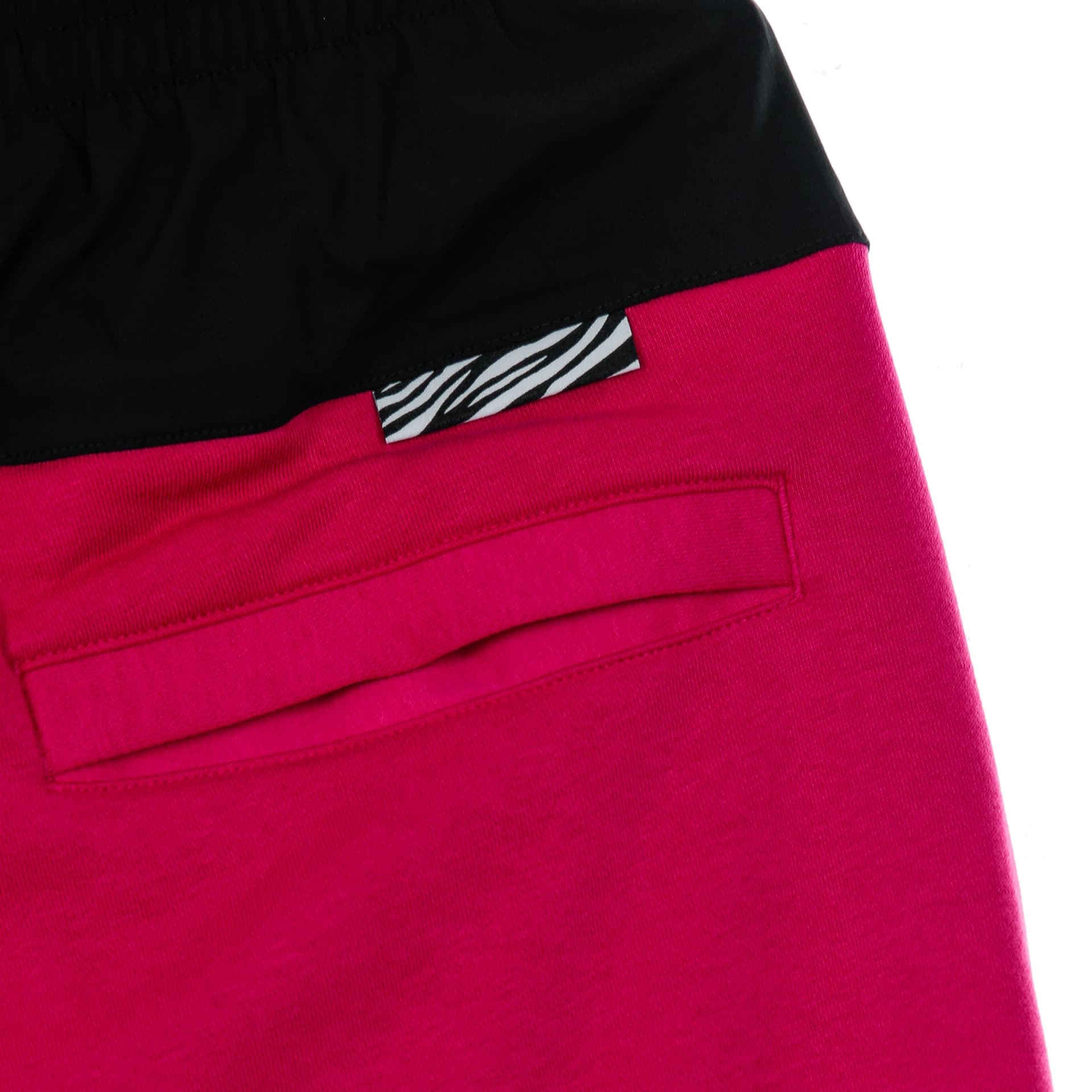 Nike Pantalone Tuta Felpato Donna Sportswear Icon Clash Jogger Mix Heritage Fireberry/white da donna in Pantaloni sportivi Drestige - Casamassima, commercioVirtuoso.it