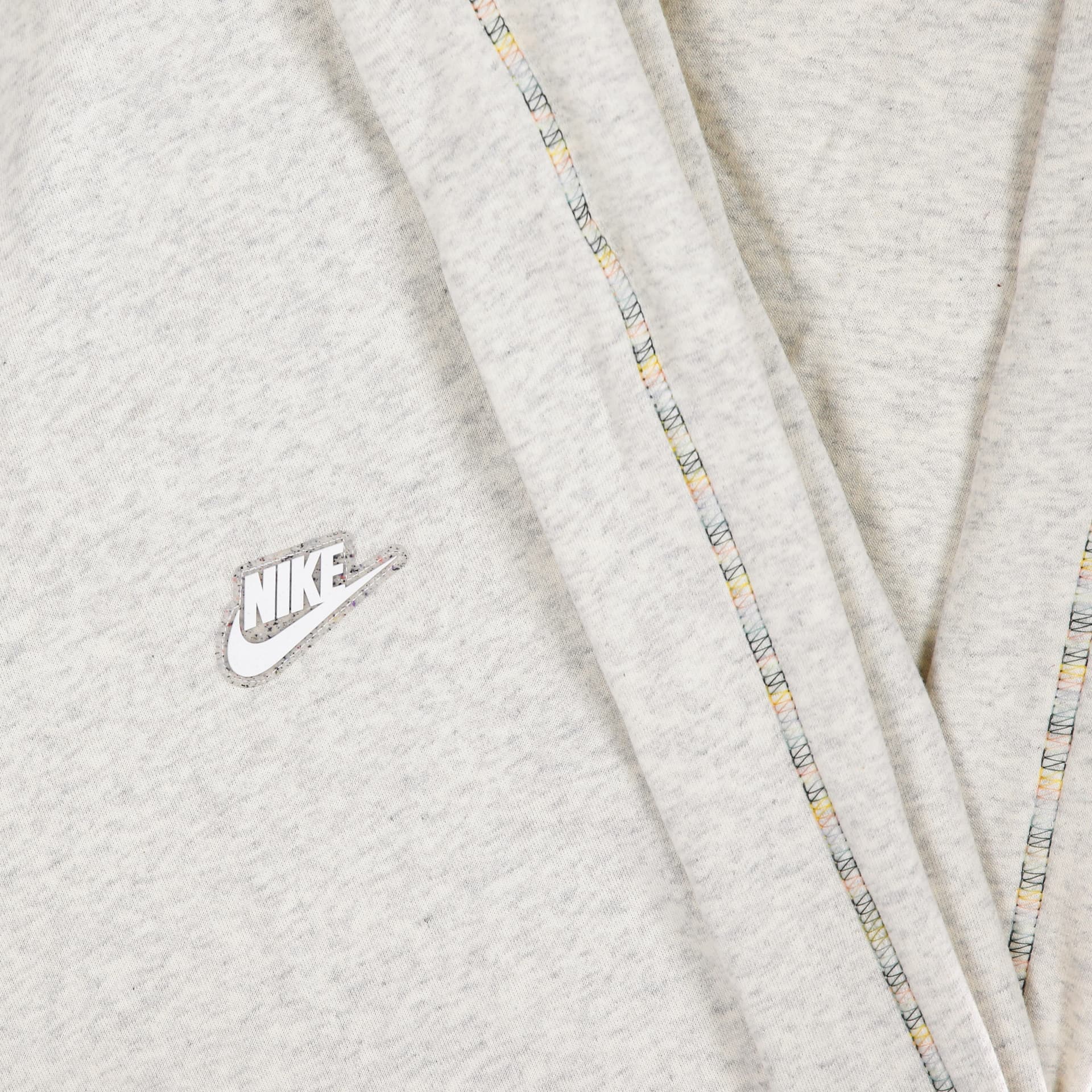 Nike Pantalone Tuta Leggero Donna W Sportswear Pant Earth Day French Terry Mr Oatmeal Heather/light Bone/white da donna in Pantaloni sportivi Drestige - Casamassima, commercioVirtuoso.it