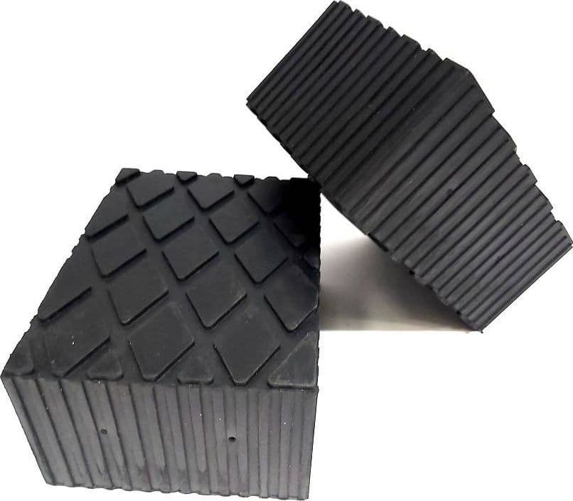 SET 2 PEZZI TAMPONI IN GOMMA PER PONTI SOLLEVATORI TAMPONE 16 X 12 X 8 CM in Sollevatori idraulici Trade Shop italia - Napoli, commercioVirtuoso.it