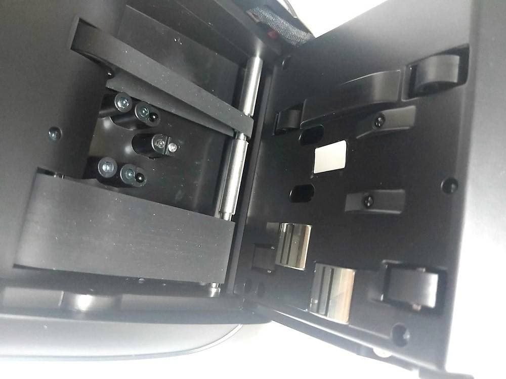 RILEVATORE CONTA BANCONOTE FALSE VERIFICA SOLDI FALSI NERO CON BATTERIA AL LITIO in Contabanconote Trade Shop italia - Napoli, commercioVirtuoso.it