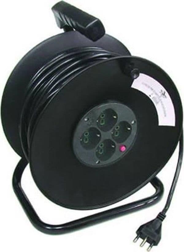 AVVOLGICAVO ELETTRICO 4 PRESE POLIVALENTI + CAVO da 3x mmq.1,5 mt.50 FER 117272 in prodotto EuroStore07 - Alatri, commercioVirtuoso.it
