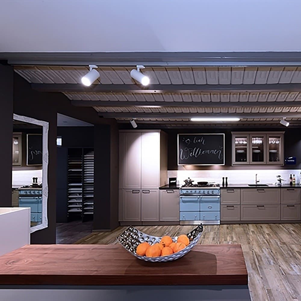 FARETTO TRACK LED COB 14 WATT BINARIO TRIFASE LUCE 3000K 4000K ORIENTABILE 230V in Faretti da soffitto Trade Shop italia - Napoli, commercioVirtuoso.it