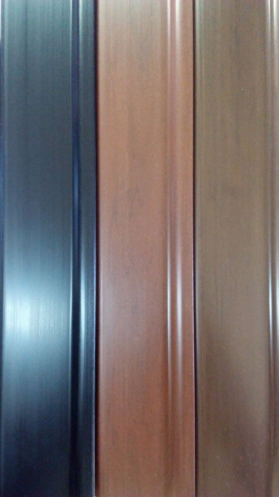 Battiscopa zoccolino flessibile da 2mt in pvc autoestinguente in Battiscopa Aloiserw.com - Altomonte, commercioVirtuoso.it
