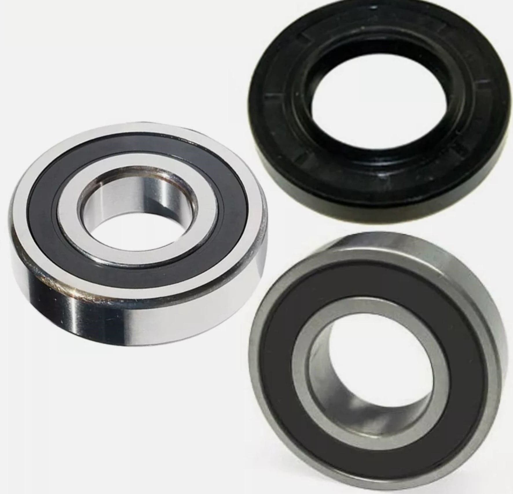 KIT CUSCINETTI E ANELLO TENUTA PER LAVATRICE 6305-2RS 6306-2RS in prodotto EuroStore07 - Alatri, commercioVirtuoso.it