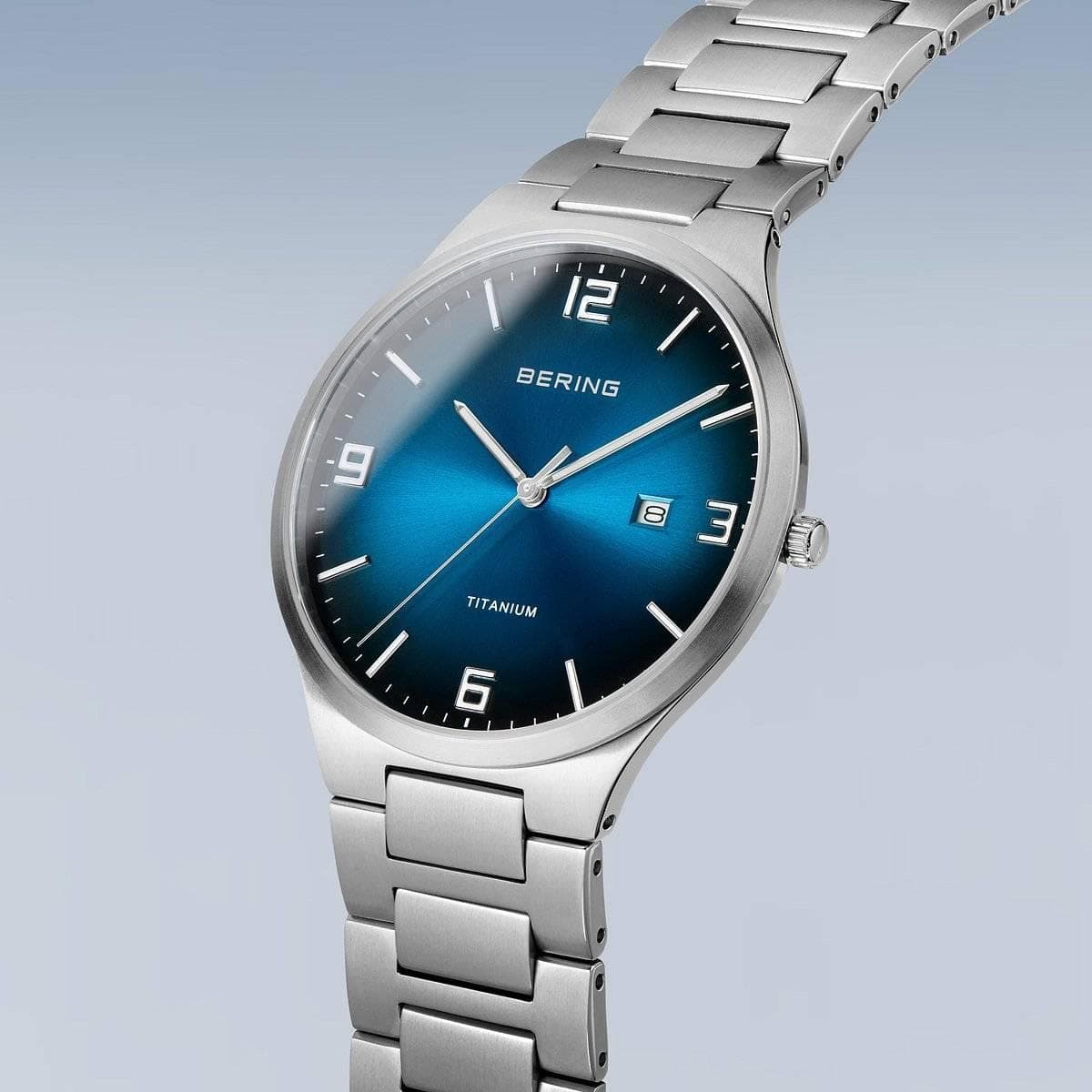 Bering Orologio Titanium  argento spazzolato in Orologi da polso Alba Gioielli - Casoria, commercioVirtuoso.it