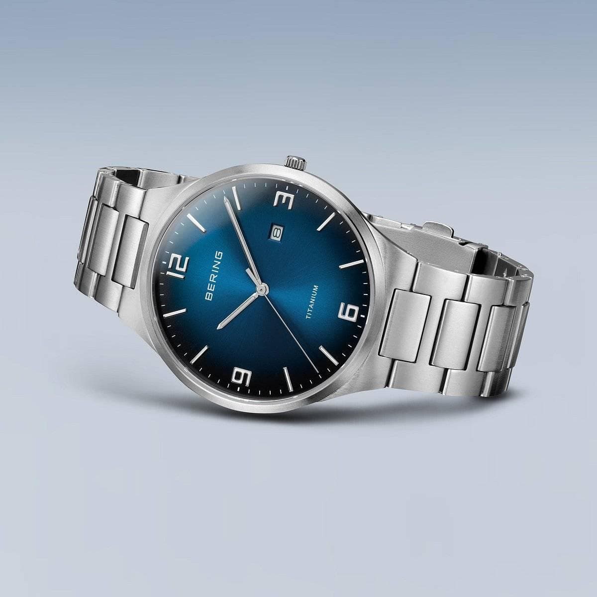 Bering Orologio Titanium  argento spazzolato in Orologi da polso Alba Gioielli - Casoria, commercioVirtuoso.it