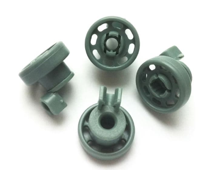 KIT RUOTA CESTELLO LAVASTOVIGLIE BOSCH (00066321, 00424717 HOTPOINT INDESIT 4PZ in prodotto EuroStore07 - Alatri, commercioVirtuoso.it