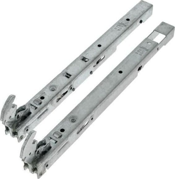 COPPIA CERNIERE FORNO WHIRLPOOL / ARISTON / BEKO MM 300 481010745774 C00386488 in prodotto EuroStore07 - Alatri, commercioVirtuoso.it