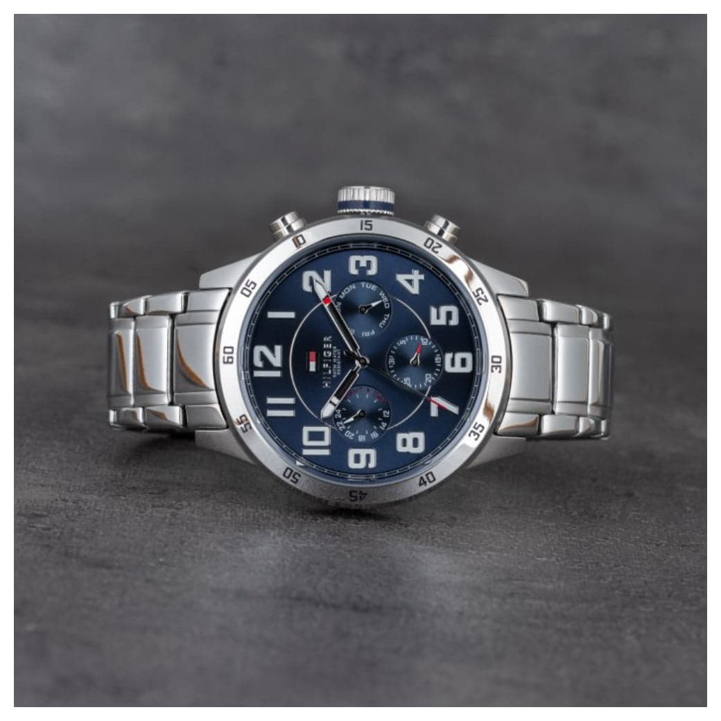 Tommy Hilfiger Orologio Analogico Multifunzione al Quarzo da Uomo con Cinturino in Acciaio Inossidabile Argentato - 1791053 in Orologi da polso Dupers Club - Campo di Giove, commercioVirtuoso.it