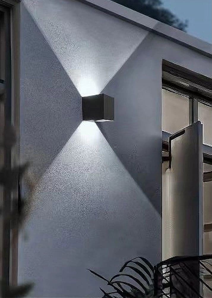 APPLIQUE DA PARETE NERO 22 WATT PER ESTERNO DOPPIA EMISSIONE LUMINOSA IP65 ES66 in Lampade da parete Trade Shop italia - Napoli, commercioVirtuoso.it