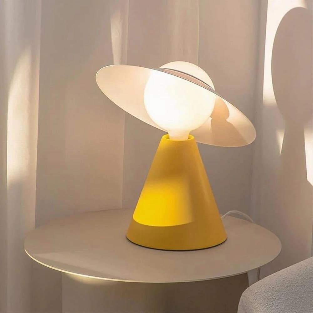 LAMPADA DA TAVOLO DECORATIVA CON PARALUME A CAPPELLO ORIENTABILE LUME E27 D13 in Lampade da tavolo e abat-jour Trade Shop italia - Napoli, commercioVirtuoso.it