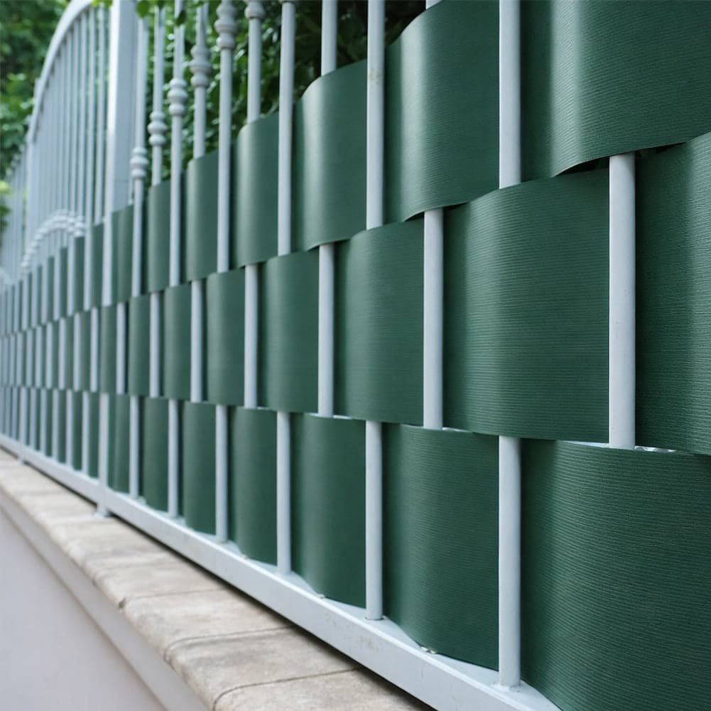 Telo Frangivista in Pvc 19cm x 35mt Oscurante Anti UV per Balcone Giardino Terrazzo Verde in Recinzioni decorative Danyx - Casoria, commercioVirtuoso.it
