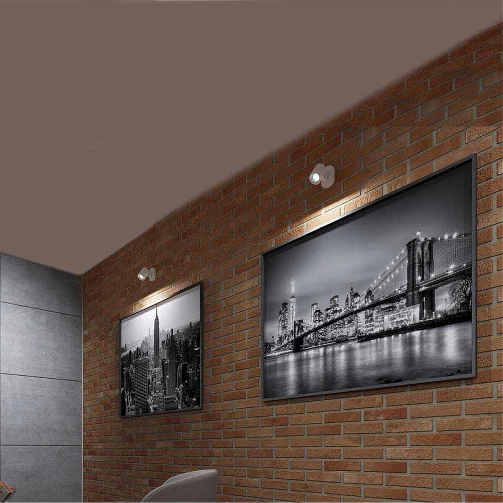 APPLIQUE ORIENTABILE DA SOFFITTO PARETE LAMPADA ATTACCO GU10 BIANCO NERO TH8801 in Faretti da soffitto Trade Shop italia - Napoli, commercioVirtuoso.it