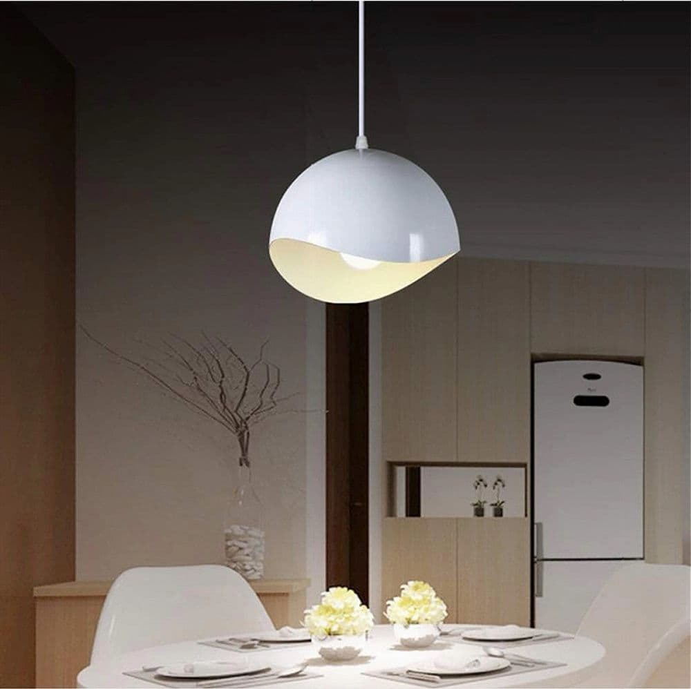 LAMPADARIO A SOSPENSIONE IN METALLO PENDENTE FORMA DI GUSCIO D’UOVO LUCE E27 B93 in Lampade a sospensione Trade Shop italia - Napoli, commercioVirtuoso.it