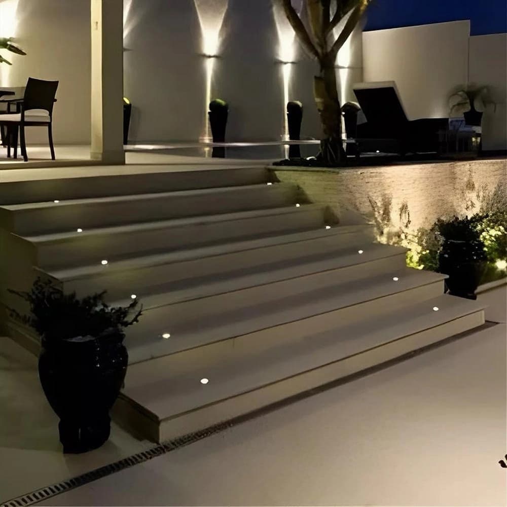 FARETTO SEGNAPASSO LED 0,5 W PUNTO LUCE DA INCASSO PER ESTERNO GIARDINO IP67 210 in Luci per sentieri Trade Shop italia - Napoli, commercioVirtuoso.it