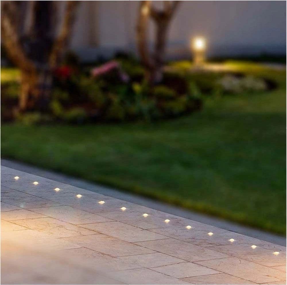 FARETTO SEGNAPASSO LED 0,5 W PUNTO LUCE DA INCASSO PER ESTERNO GIARDINO IP67 210 in Luci per sentieri Trade Shop italia - Napoli, commercioVirtuoso.it