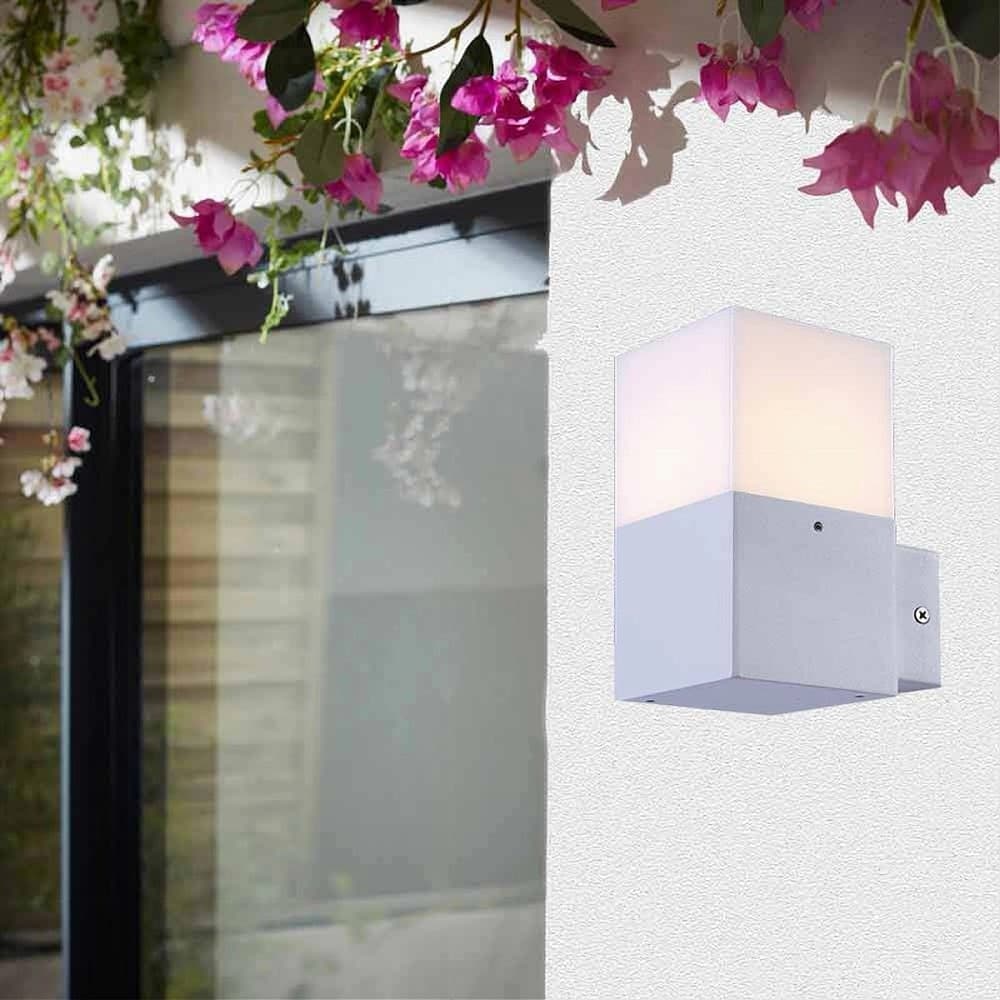 APPLIQUE A MURO PER ESTERNO LAMPADA DA PARETE IN ALLUMINIO ATTACCO E27 IP44 B160 in Lampade da parete Trade Shop italia - Napoli, commercioVirtuoso.it