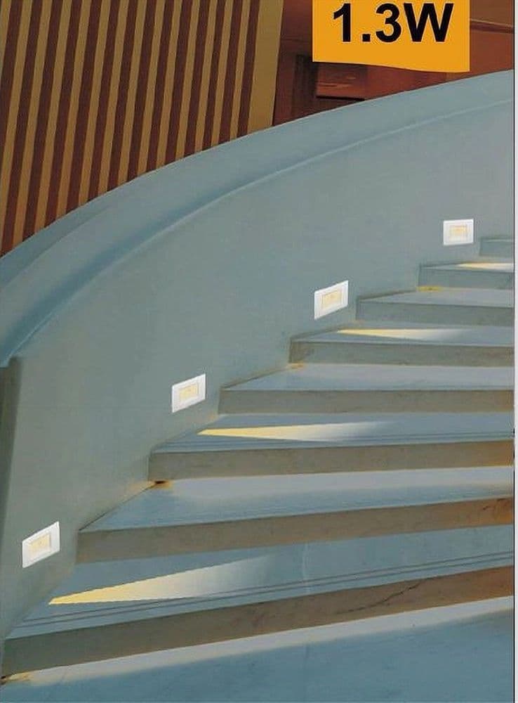 SEGNAPASSO PLACCA BIANCA MURO SENSORE MOVIMENTO PIR 1,3W CASSETTA 503 XGGYD-001B in Lampade da parete Trade Shop italia - Napoli, commercioVirtuoso.it