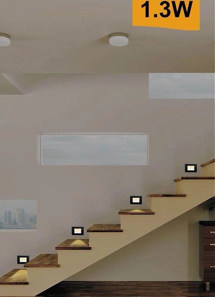 SEGNAPASSO PLACCA NERA MURO SENSORE MOVIMENTO PIR 1,3 W CASSETTA 503 XGGYD-001N in Lampade da parete Trade Shop italia - Napoli, commercioVirtuoso.it