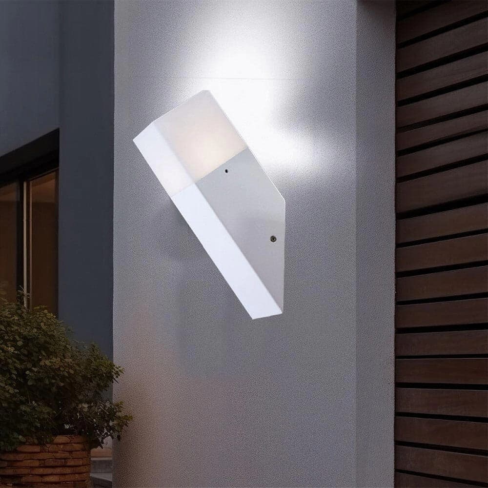 APPLIQUE A MURO OBLIQUO ESTERNO ATTACCO E27 IN ALLUMINIO LAMPADA PARETE IP44 B250 in Lampade da parete Trade Shop italia - Napoli, commercioVirtuoso.it