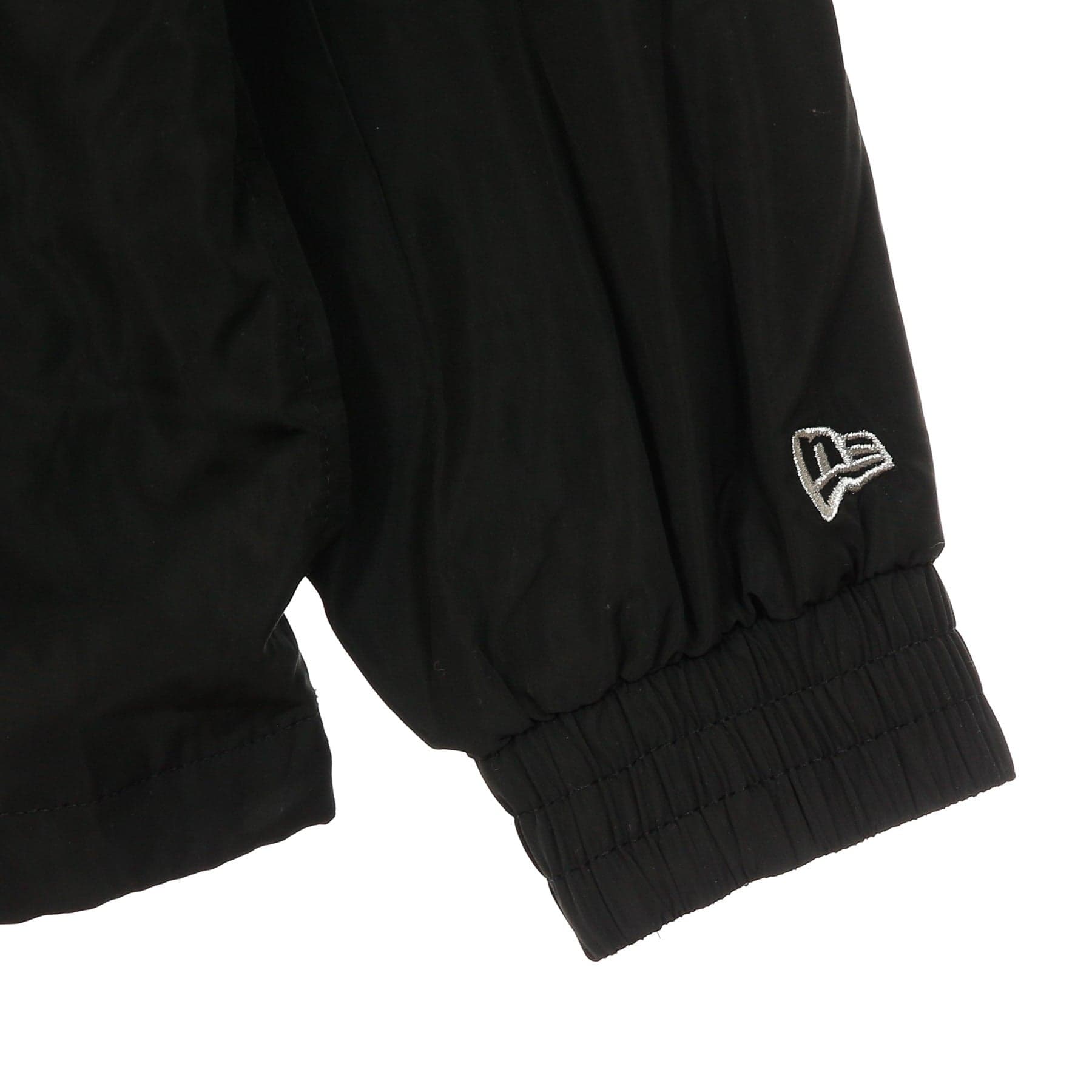NEW ERA Giacca a Vento Infilabile Uomo Nba Metallic Windbreaker Loslak Black da uomo in Giacche Drestige - Casamassima, commercioVirtuoso.it