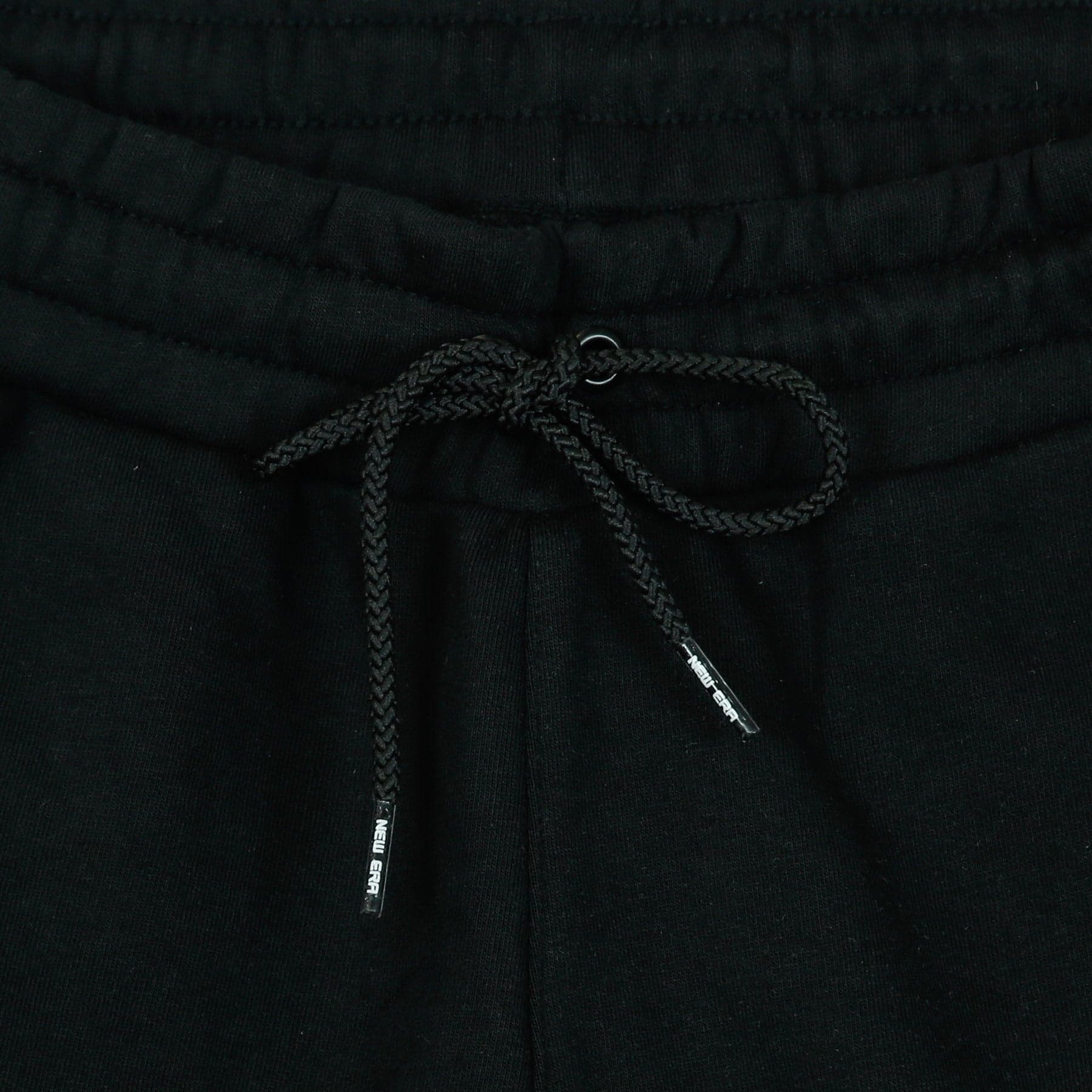 NEW ERA Pantalone Tuta Felpato Uomo Ne Outdoor Utility Cargo Jogger Black da uomo in Pantaloni da ginnastica Drestige - Casamassima, commercioVirtuoso.it
