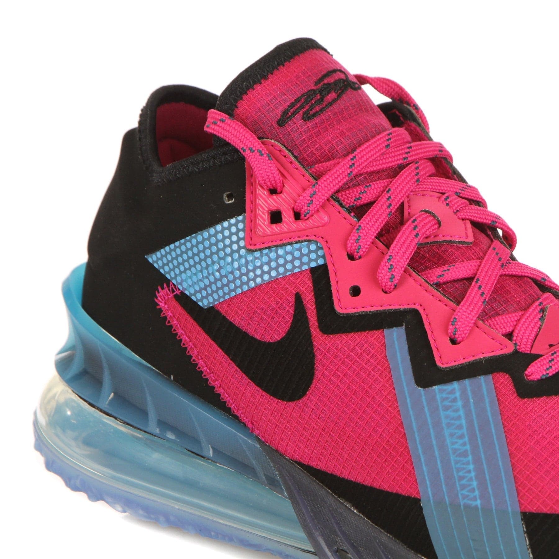 NIKE NBA Scarpa Basket Uomo Lebron Xviii Low "neon Nights" Fireberry/black/lt Blue Fury da uomo in Sneaker casual Drestige - Casamassima, commercioVirtuoso.it