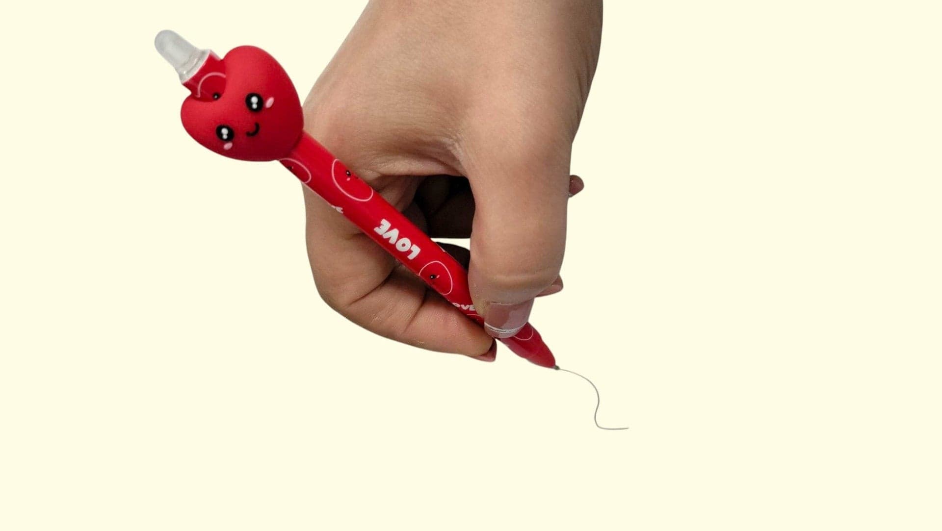 i-Total - Penna cancellabile a scatto con Cuore 3D di colore blu (XL1839H) in Penne roller a inchiostro liquido Cartospedia - Napoli, commercioVirtuoso.it