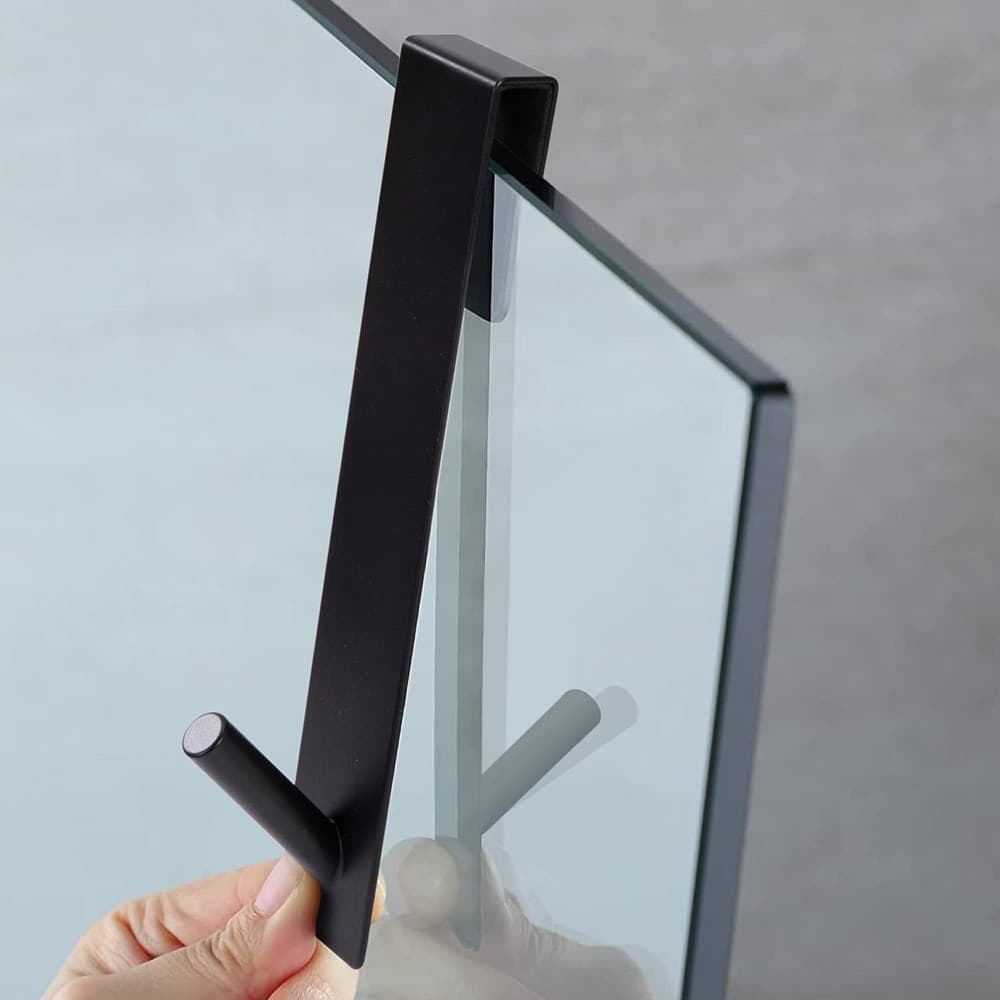 GANCIO PER BOX DOCCIA APPENDI ASCIUGAMANO ACCAPPATOIO BAGNO 4 X 18 CM NERO 87770 in Ganci portasciugamani Trade Shop italia - Napoli, commercioVirtuoso.it