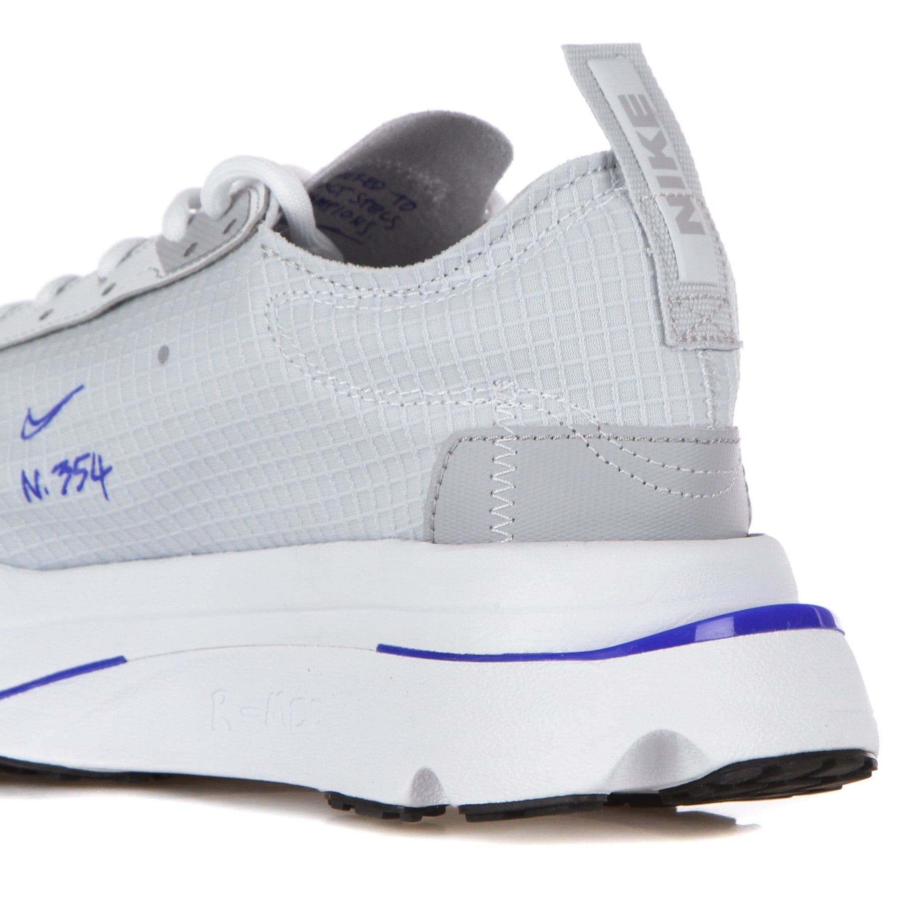 Nike Scarpa Bassa Uomo Air Zoom-type Se Pure Platinum/racer Blue/wolf Grey/black da uomo in Scarpe da corsa su strada Drestige - Casamassima, commercioVirtuoso.it