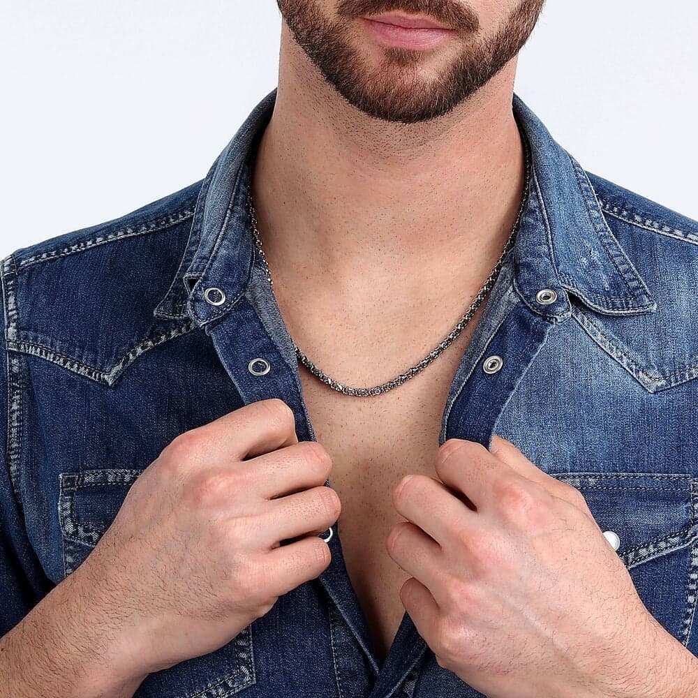 Collana SECTOR uomo Basic acciaio lucido in Collane Web Time Orologi - Milano, commercioVirtuoso.it