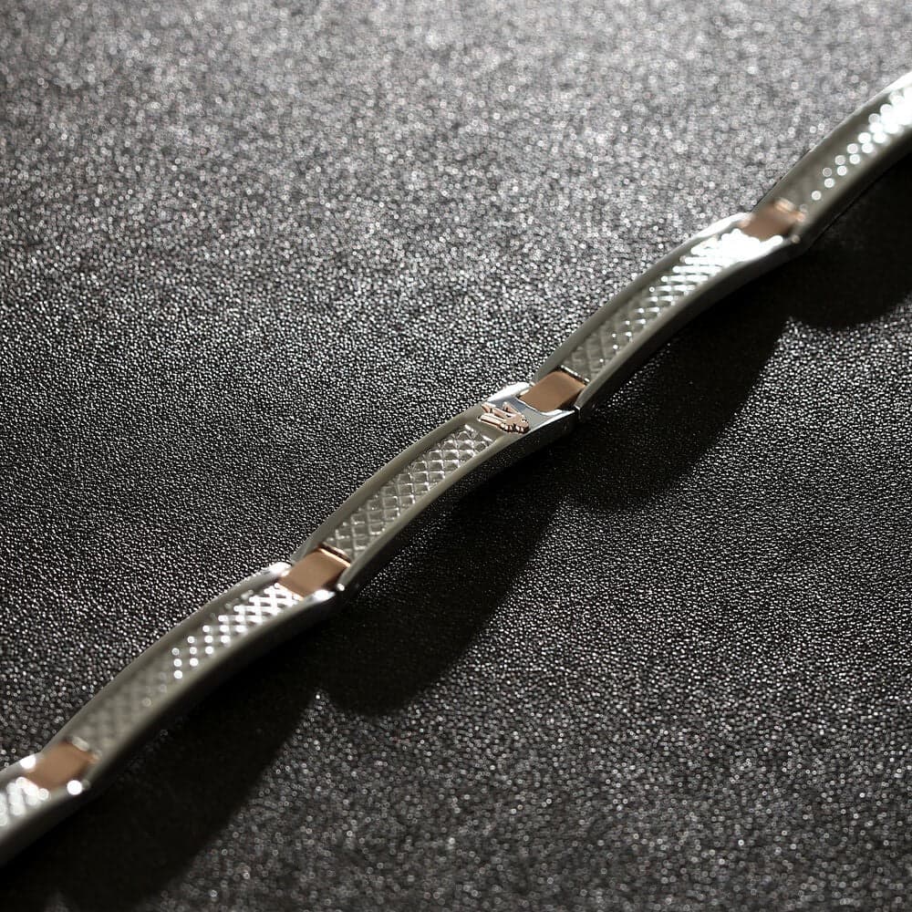 Bracciale MASERATI uomo Iconic acciaio / oro rosa in Bracciali Web Time Orologi - Milano, commercioVirtuoso.it