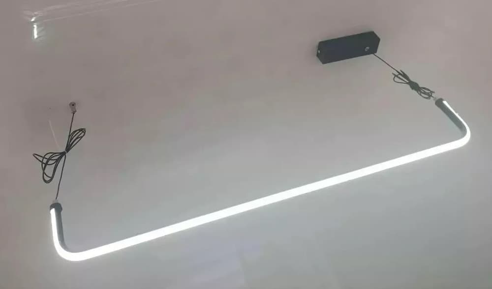 LAMPADARIO SOSPENSIONE 21W LINEARE ORIZZONTALE MINIMAL MODERNO NERO LUCE LED 50445 in Lampade a sospensione Trade Shop italia - Napoli, commercioVirtuoso.it
