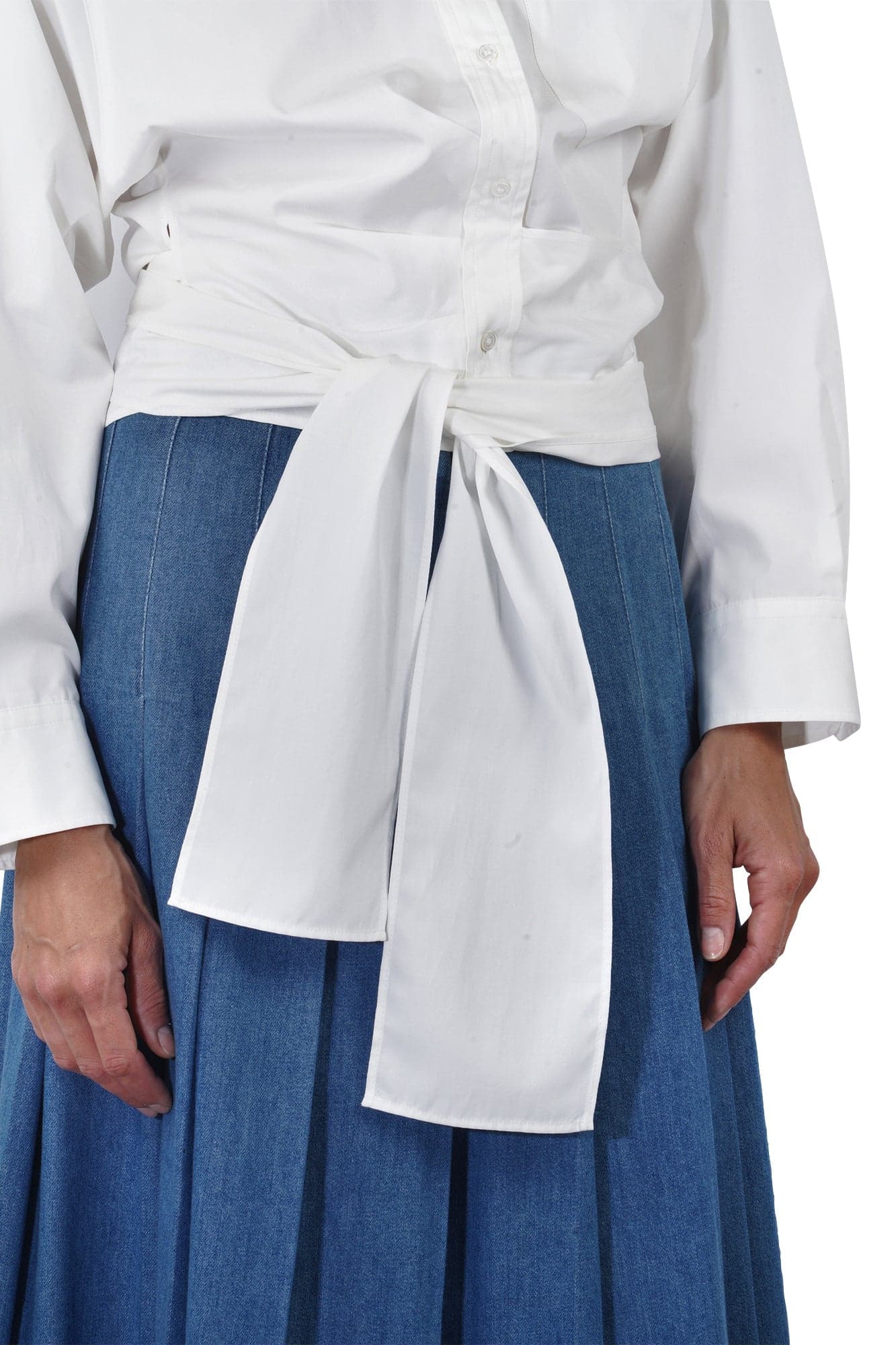 WEEKEND MAXMARA Weekend MaxMara - Camicia - 460927 - Bianco da donna in Bluse e camicie Drestige - Casamassima, commercioVirtuoso.it