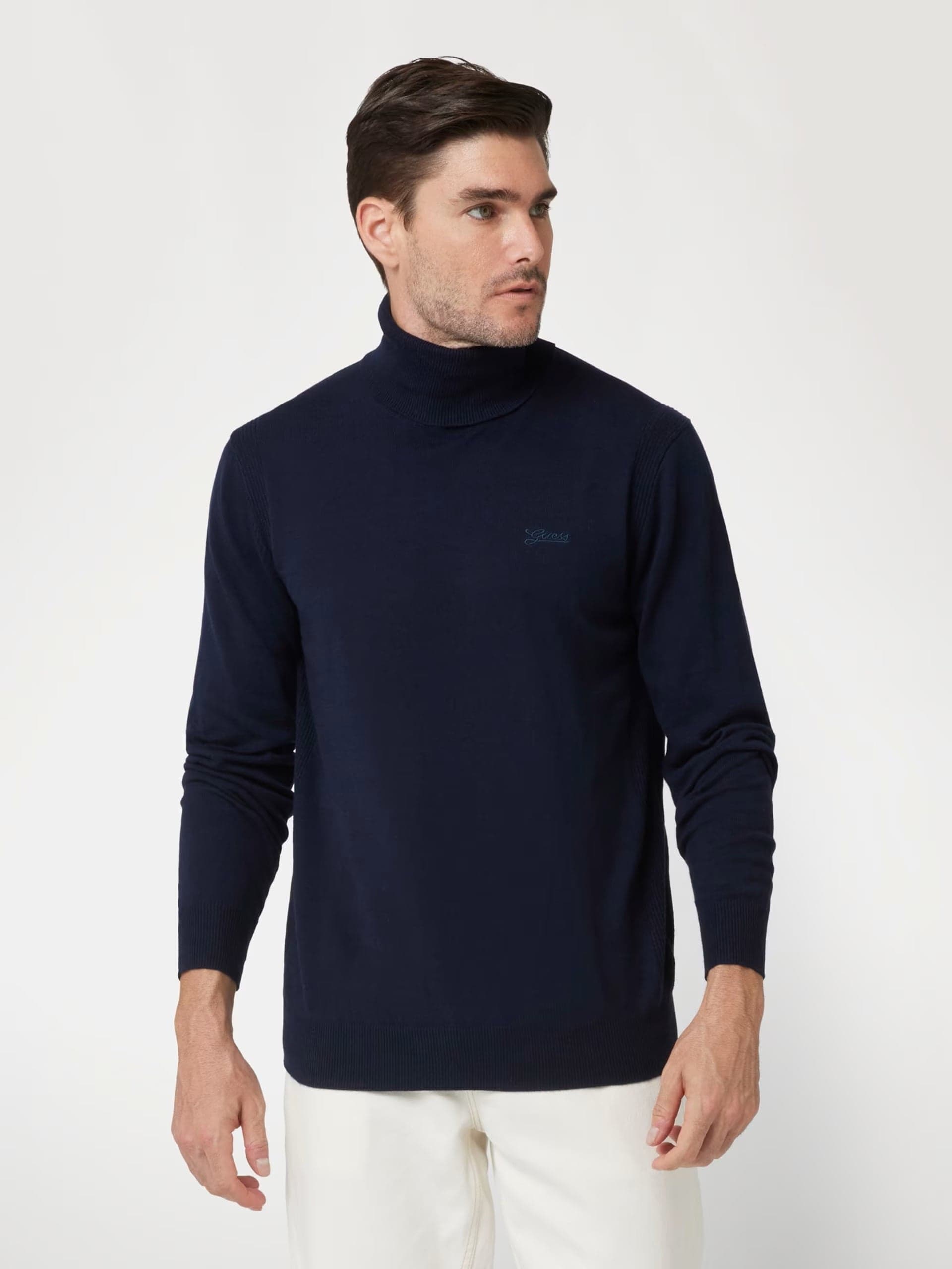 Guess Maglia uomo dolcevita in Maglioni Broadway Red - Barletta, commercioVirtuoso.it