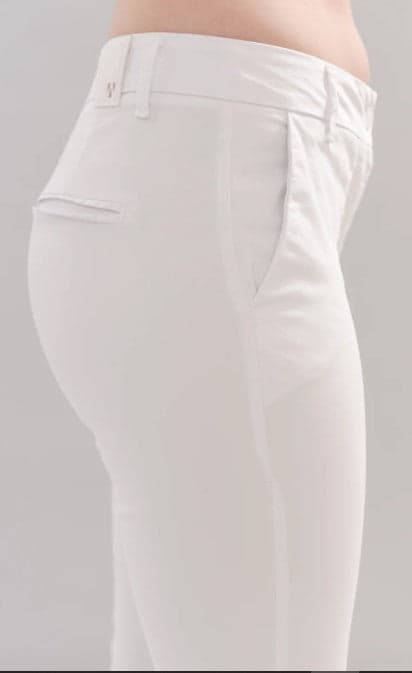 WHITE WISE Abbigliamento... Bianco da donna in Pantaloni Drestige - Casamassima, commercioVirtuoso.it