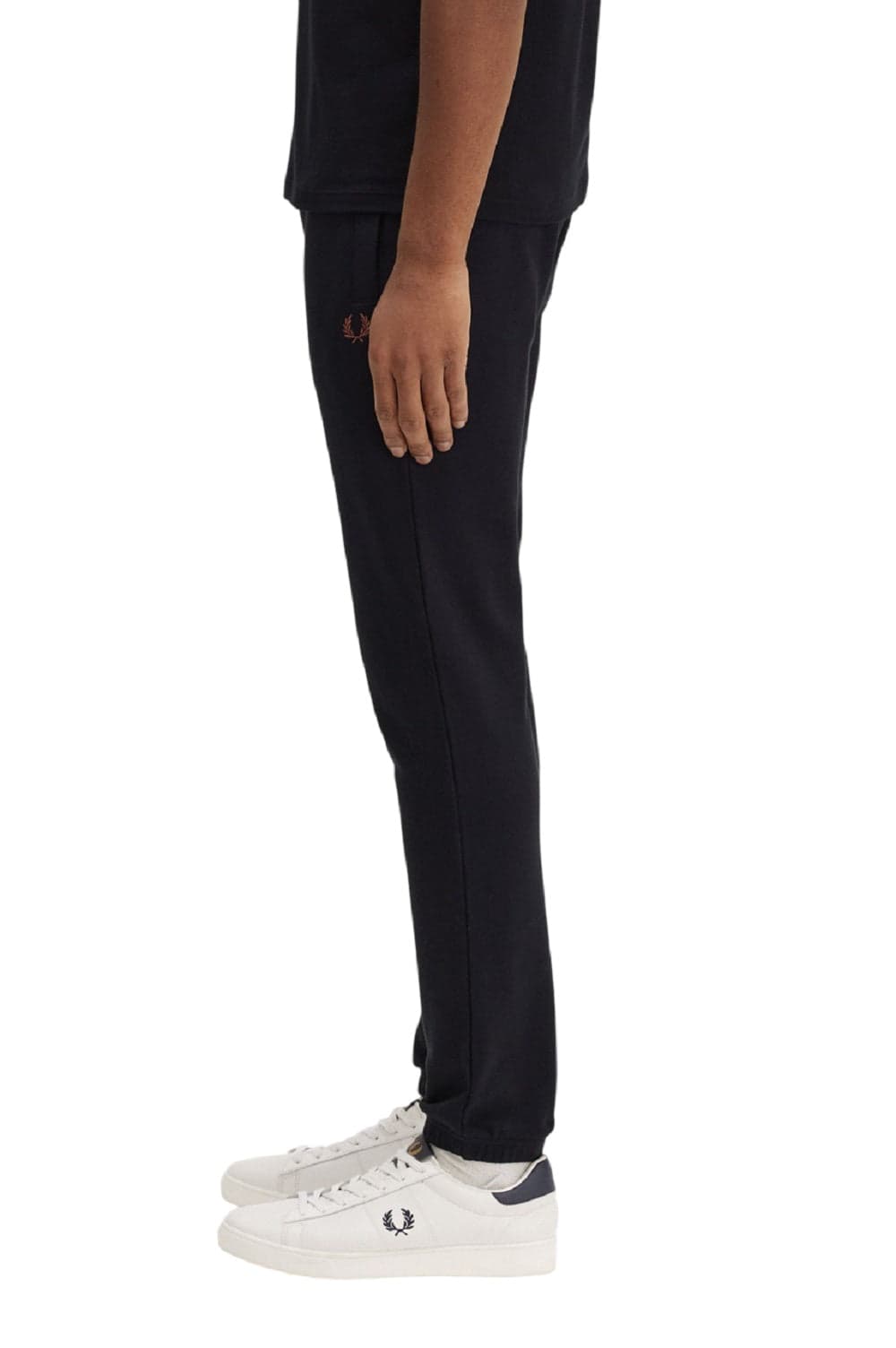Fred Perry Pantaloni Nero da uomo in Pantaloni Drestige - Casamassima, commercioVirtuoso.it
