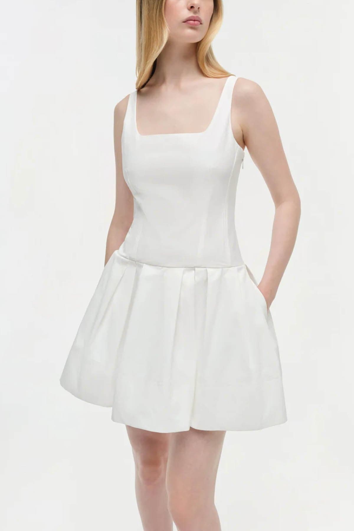 SIMKHAI Abiti Bianco da donna in Casual Drestige - Casamassima, commercioVirtuoso.it