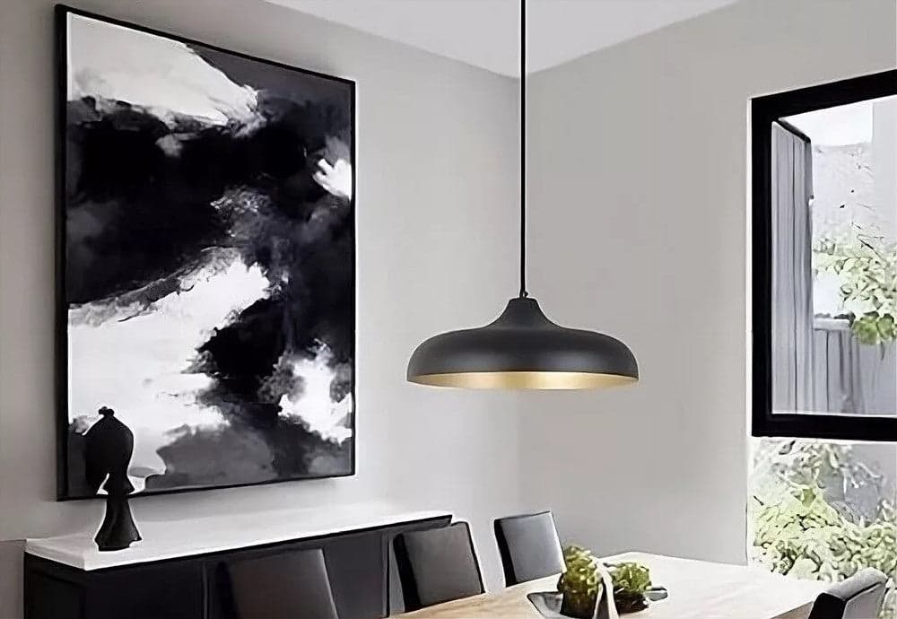 LAMPADARIO A SOSPENSIONE DESIGN MODERNO E27 PARALUME IN FERRO CUPOLA NERO ORO 33320 in Lampade a sospensione Trade Shop italia - Napoli, commercioVirtuoso.it