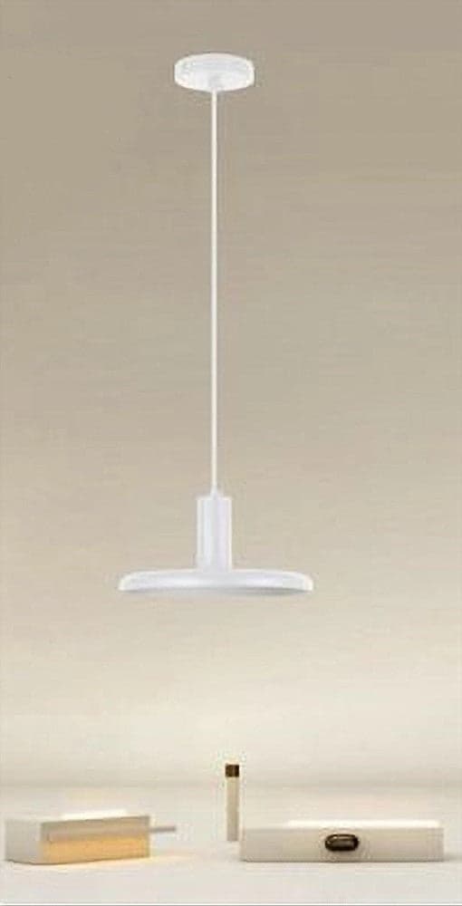 LAMPADARIO A SOSPENSIONE DESIGN MODERNO CON PARALUME IN FERRO BIANCO E27 IP20 33740 in Lampade a sospensione Trade Shop italia - Napoli, commercioVirtuoso.it