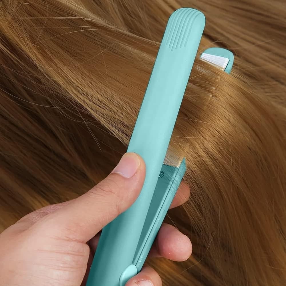 MINI PIASTRA PER CAPELLI 2 IN 1 PORTATILE IN CERAMICA TORMALINA PER CASA SALONE in Piastre per capelli Trade Shop italia - Napoli, commercioVirtuoso.it