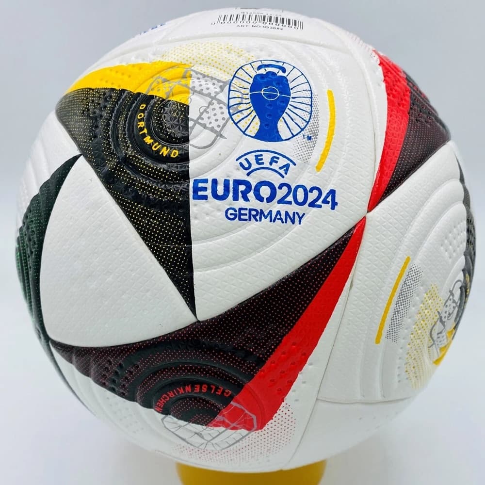 PALLONE DA CALCIO UFFICIALE UEFA EURO TAGLIA 5 TERMOSALDATO REGALO PER LUI / LEI in Palloni da calcio Trade Shop italia - Napoli, commercioVirtuoso.it