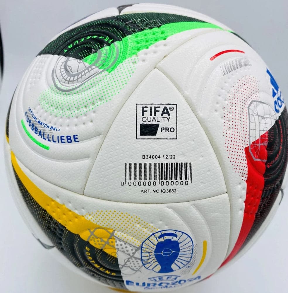 PALLONE DA CALCIO UFFICIALE UEFA EURO TAGLIA 5 TERMOSALDATO REGALO PER LUI / LEI in Palloni da calcio Trade Shop italia - Napoli, commercioVirtuoso.it