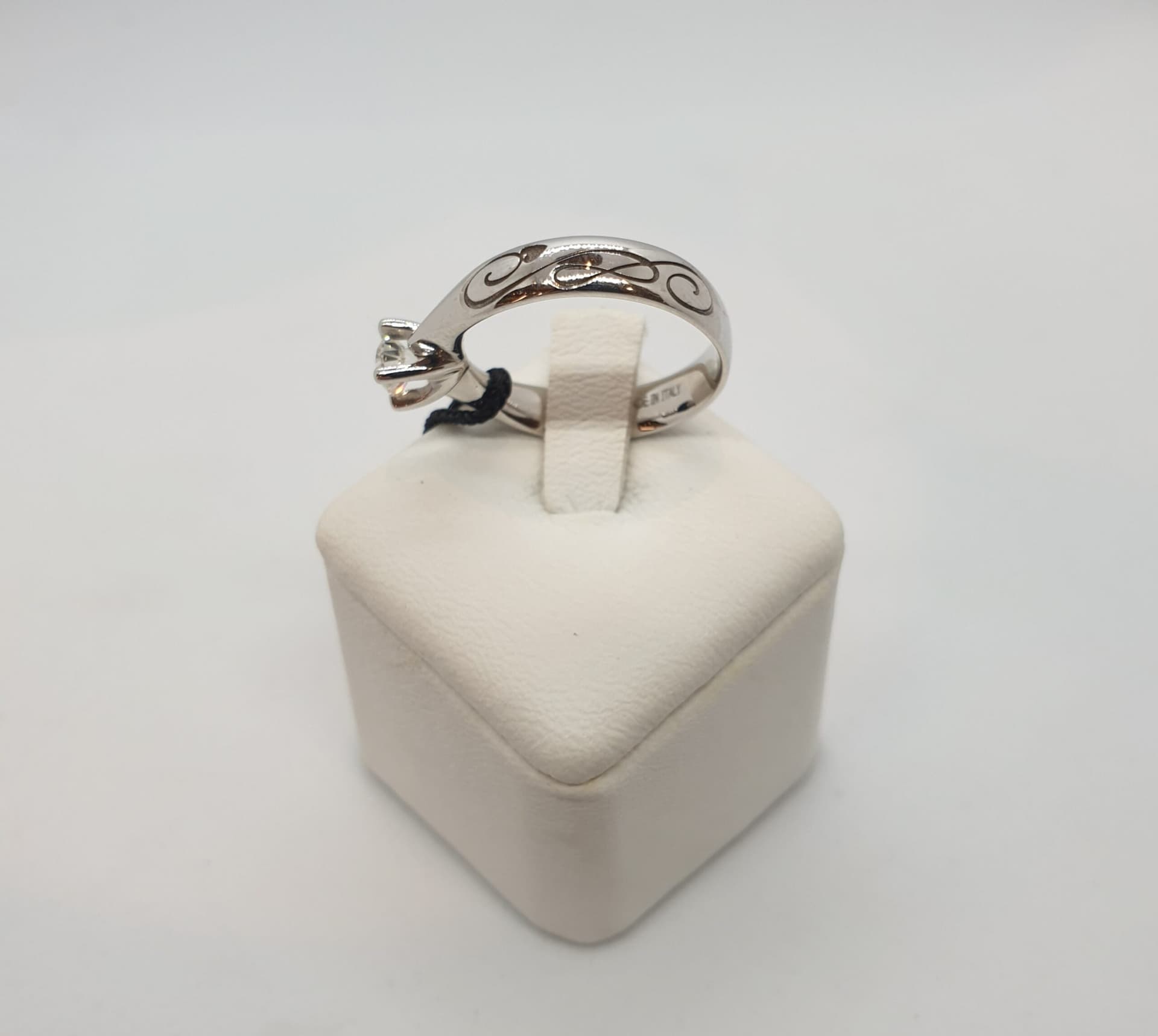 Anello solitario donna RECARLO R59SO005/040G05 in Anelli Gioielleria Cameli - Monte Urano, commercioVirtuoso.it