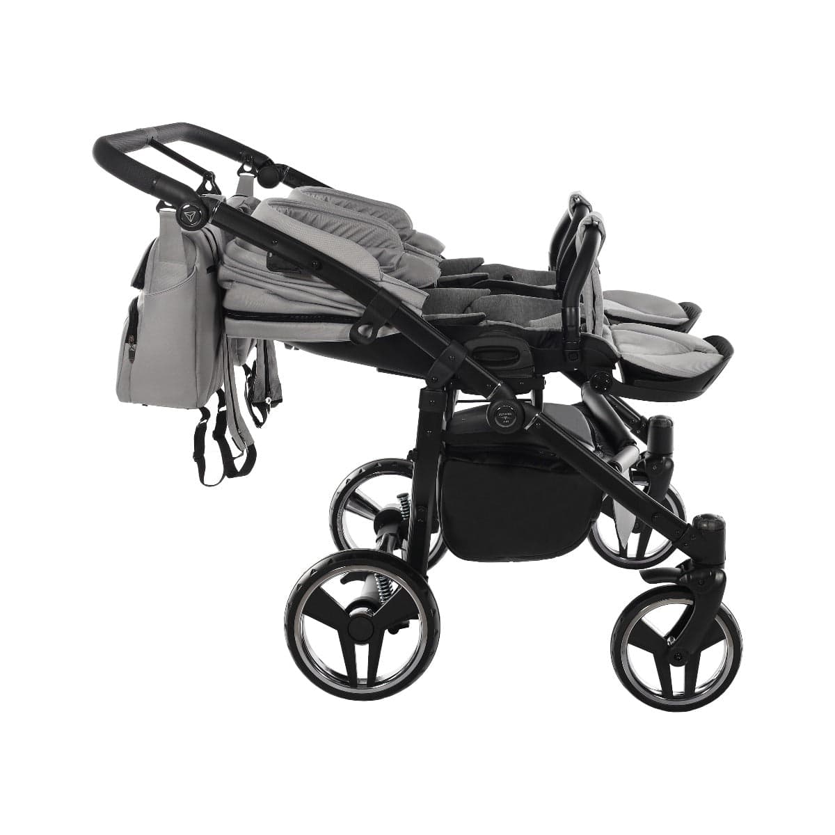 Junama Diamond Basic Gemellare V2 2 in 1 Light Grey/Telaio Nero in Passeggini gemellari e doppi La Casa Del Bebè - Napoli, commercioVirtuoso.it